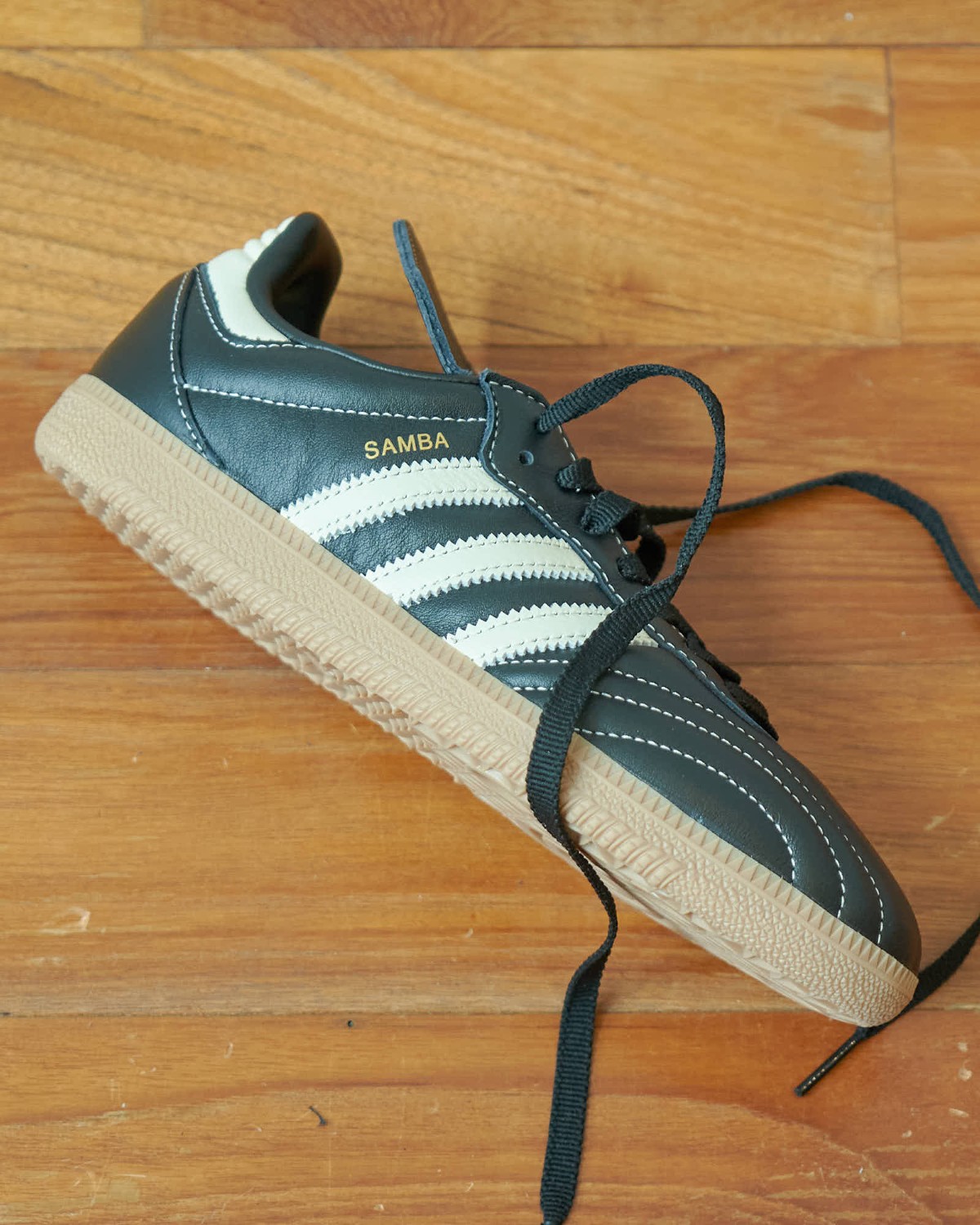 Adidas(アディダス)
