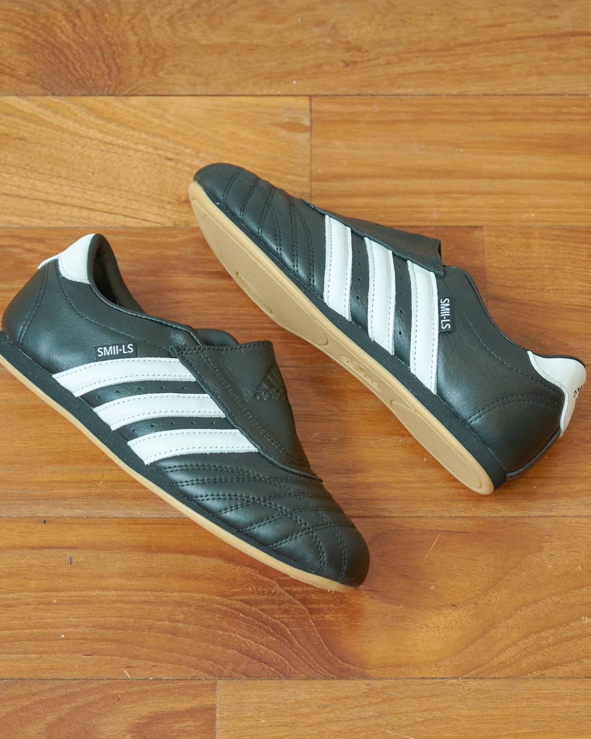 Adidas(アディダス)