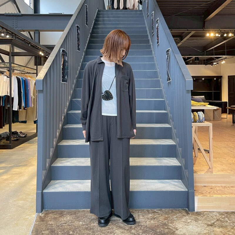 この秋着たい、ETRE TOKYO（エトレトウキョウ）のリラックスセットアップコーデ