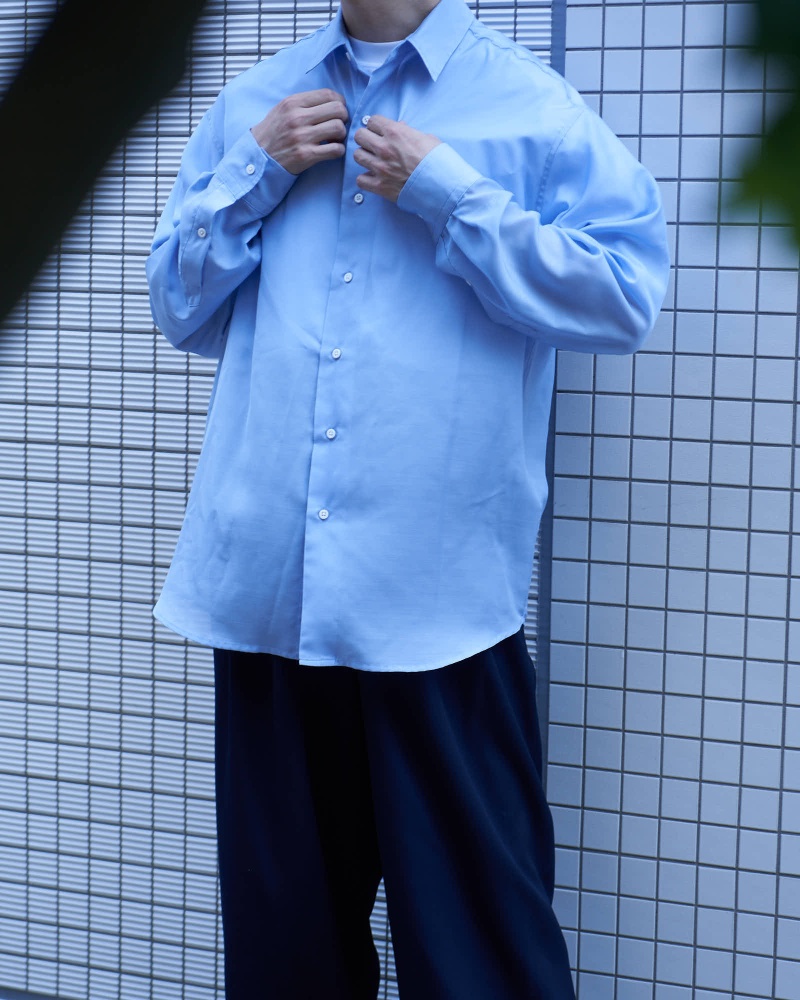 LOOK 01