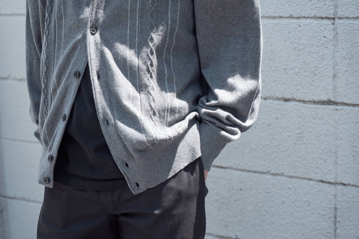 LOOK 01