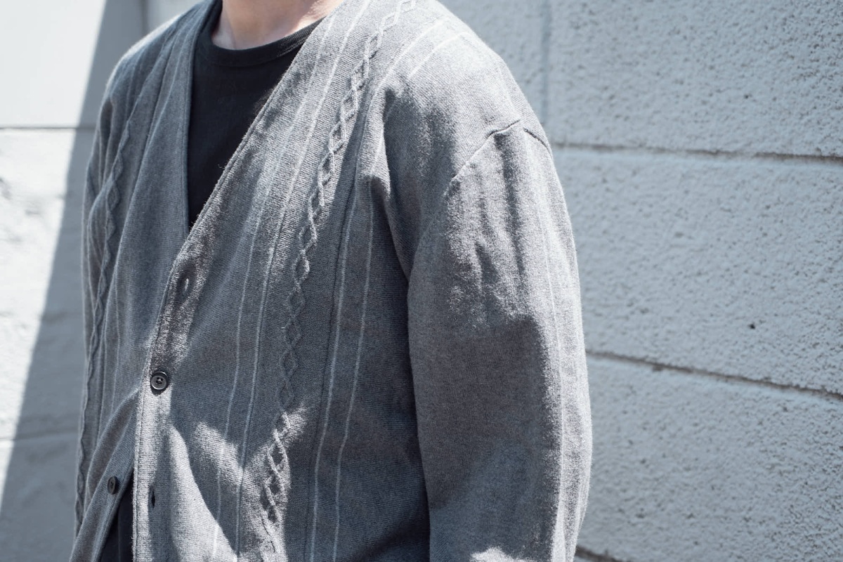 LOOK 02