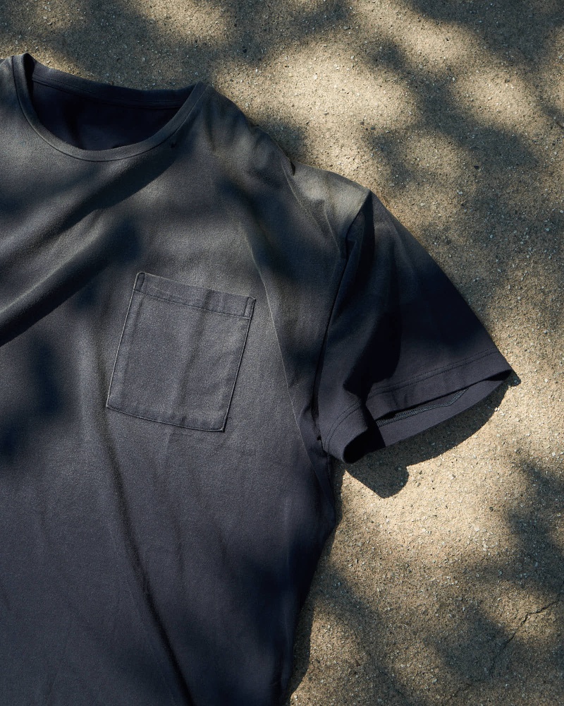 LOOK 02