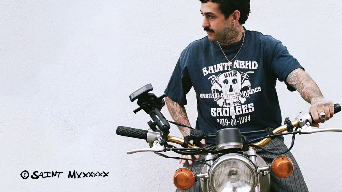 SAINT Mxxxxxx(セント マイケル) 人気の理由とは？夏におすすめなのはやっぱりTシャツ