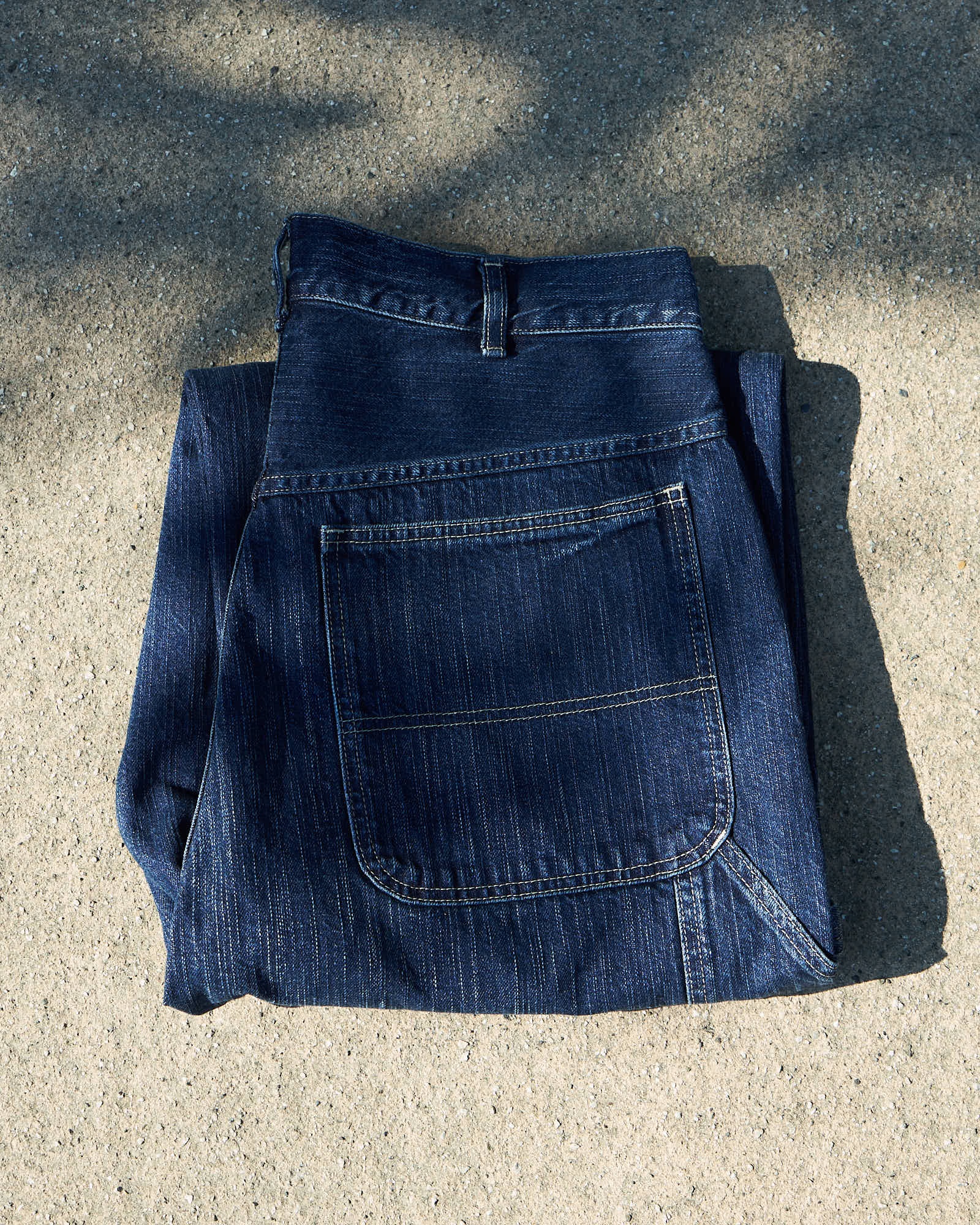 LOOK 01