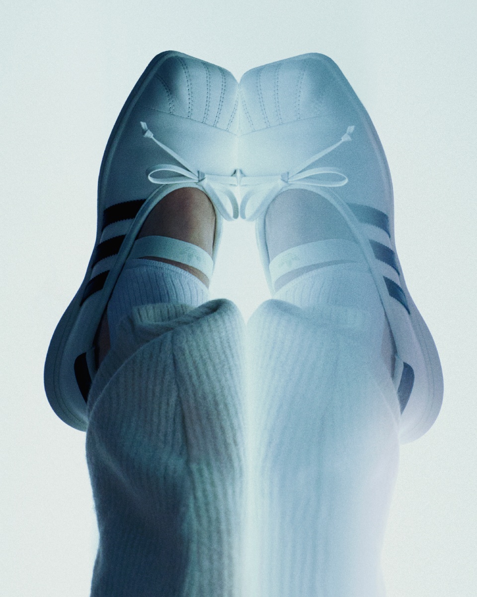 adidas Originals by JENNIE アディダス オリジナルス ジェニー FW26 ルック02 着用イメージ