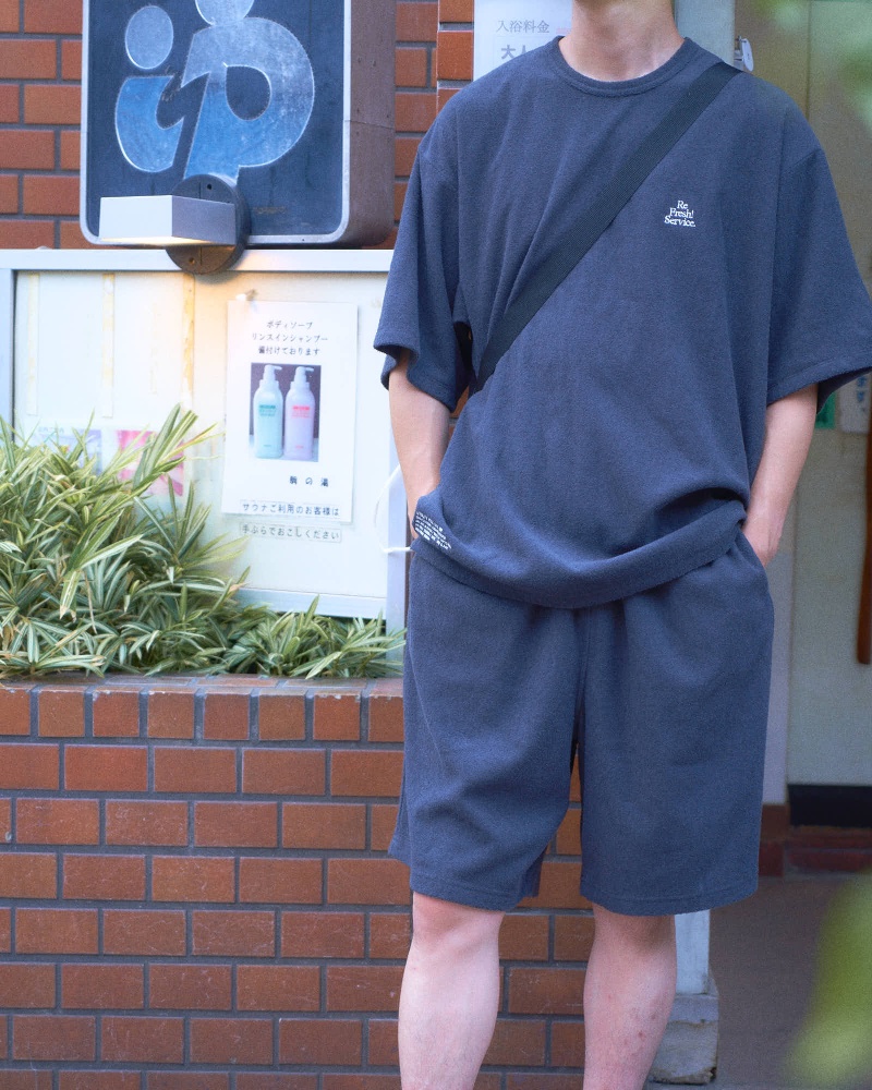 LOOK 01