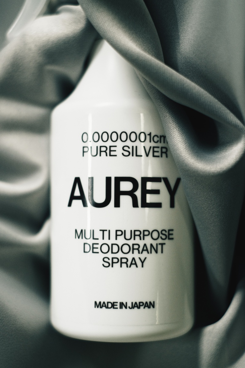 AUREY PURE ONE SPRAY のボトル表記 0.0000001cm PURE SILVER 進化銀